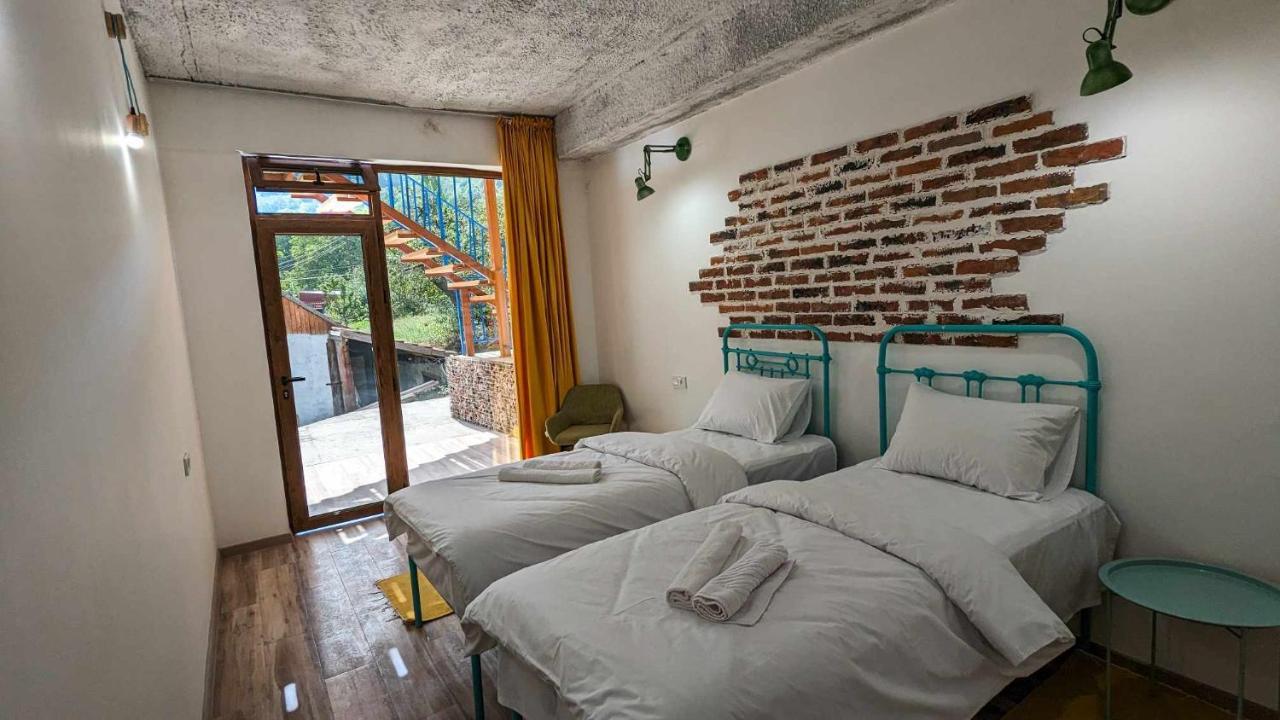 Hotel Arevi Gosh Eksteriør billede